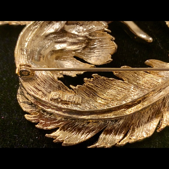 Three vintage MJ Ent brooches feathers rhinestones - Picture 8 of 12